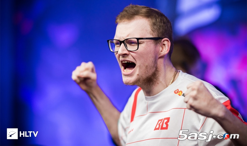 Boombl4專訪：BetBoom線下賽首秀3-1晉級，坦言Ax1Le狀態(tài)掙扎但仍是關(guān)鍵先生