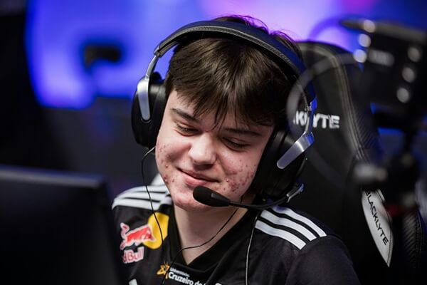 FURIA 3-0橫掃晉級BLAST奧斯汀Major淘汰賽 | YEKINDAR與molodoy賽后專訪