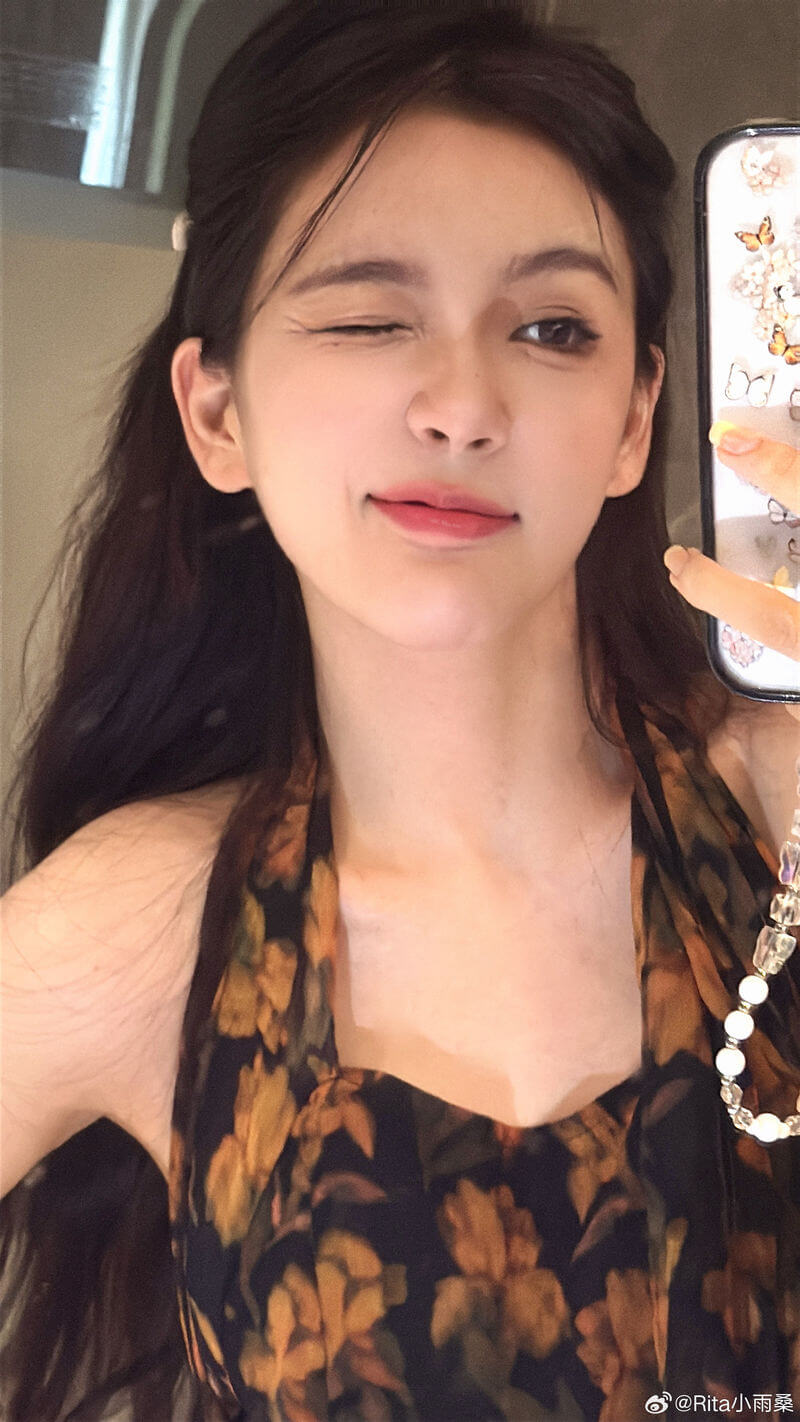 LPL女解說Rita曬照：今天不是門鎖拍的 ！
