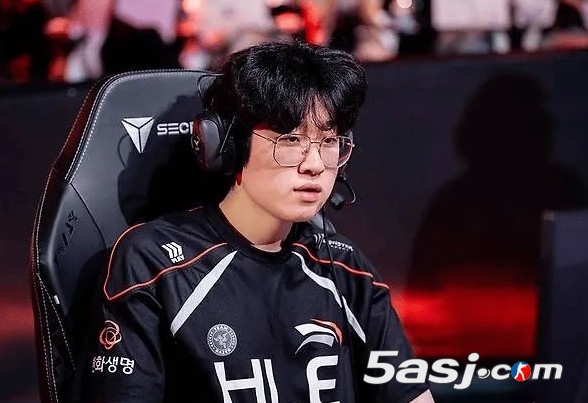 LCK季后賽勝者組決賽HLE 3比0擊敗KT，賽后采訪Zeus全