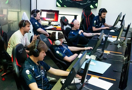 Liquid臨陣退賽Fragadelphia！健康問題+Major資格危機(jī)，NiP簽證風(fēng)波恐重演棄賽潮