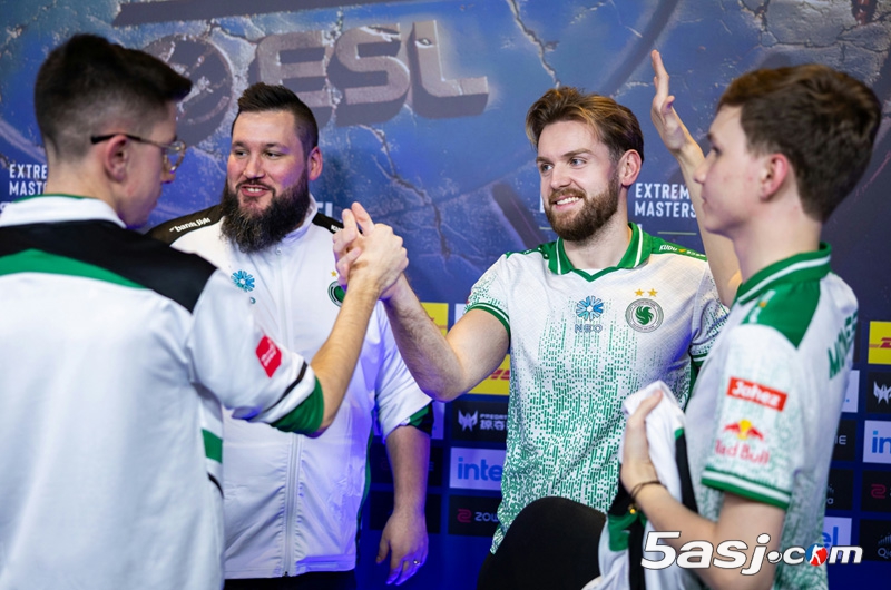 NiKo坦言 Falcons零封晉級卻留遺憾！IEM成都高強度賽程下的堅守與進化