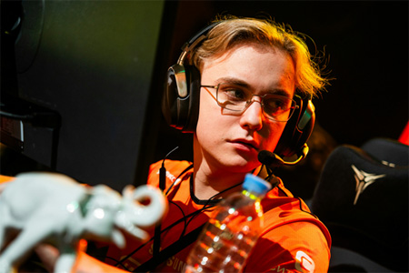 重磅轉(zhuǎn)會(huì)！俄羅斯天才FL4MUS接近加盟OG戰(zhàn)隊(duì)，歐洲俱樂(lè)部