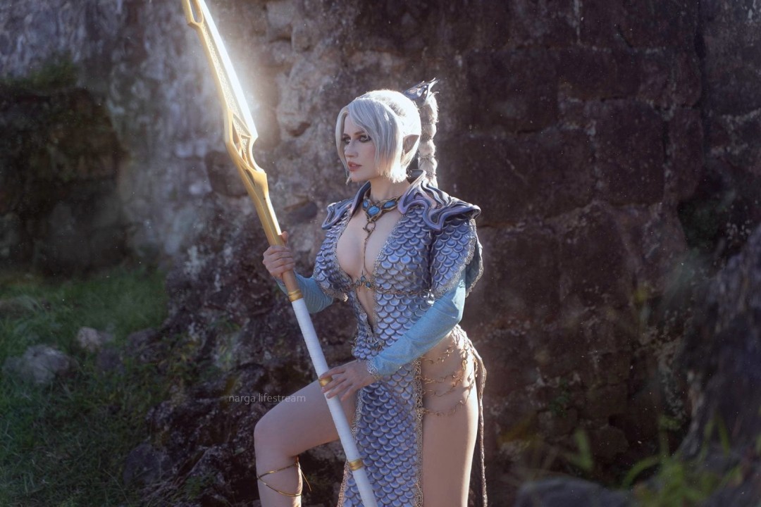 國(guó)外美女Narga：Cos《漫威爭(zhēng)鋒》白皇后，福利滿滿