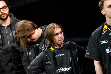 職業(yè)選手票選：Spirit最依賴單核驅(qū)動(dòng)！donk成“唯一Carr