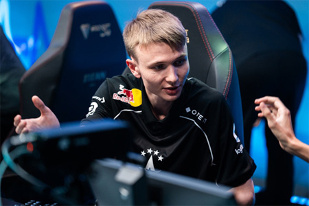 兄長(zhǎng)離世后，他用冠軍紀(jì)念他—stavn含淚回歸CS：從低谷到重生