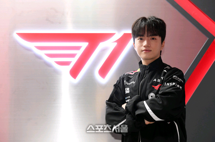 T1三冠輔助Keria獨(dú)家坦白：與Peyz聯(lián)手、不忘Gumayusi