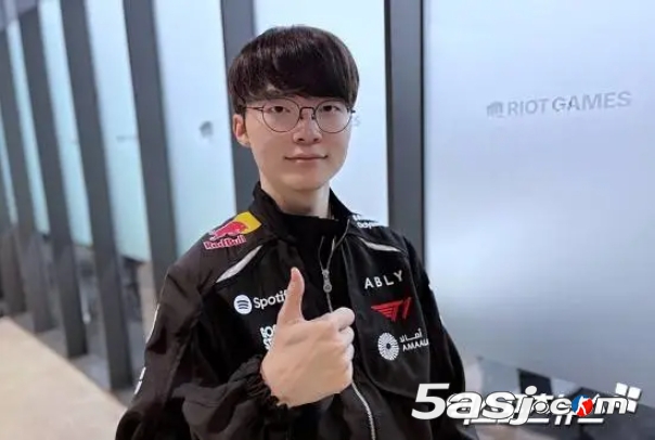 ?Faker自曝“失誤很多”！瑞茲疾步引爆戰(zhàn)術(shù)爭議，塞拉斯復(fù)刻BLG神陣——LCK杯T1勝HLE后專訪全爆點(diǎn)