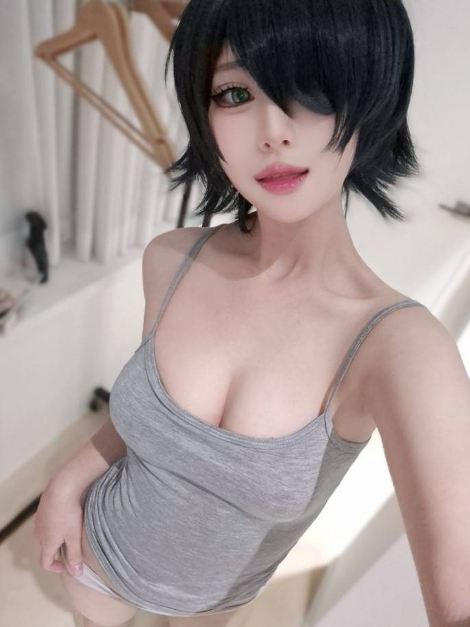 韓國(guó)美女MAGATA分享了《電鋸人》角色姬野Cos美圖