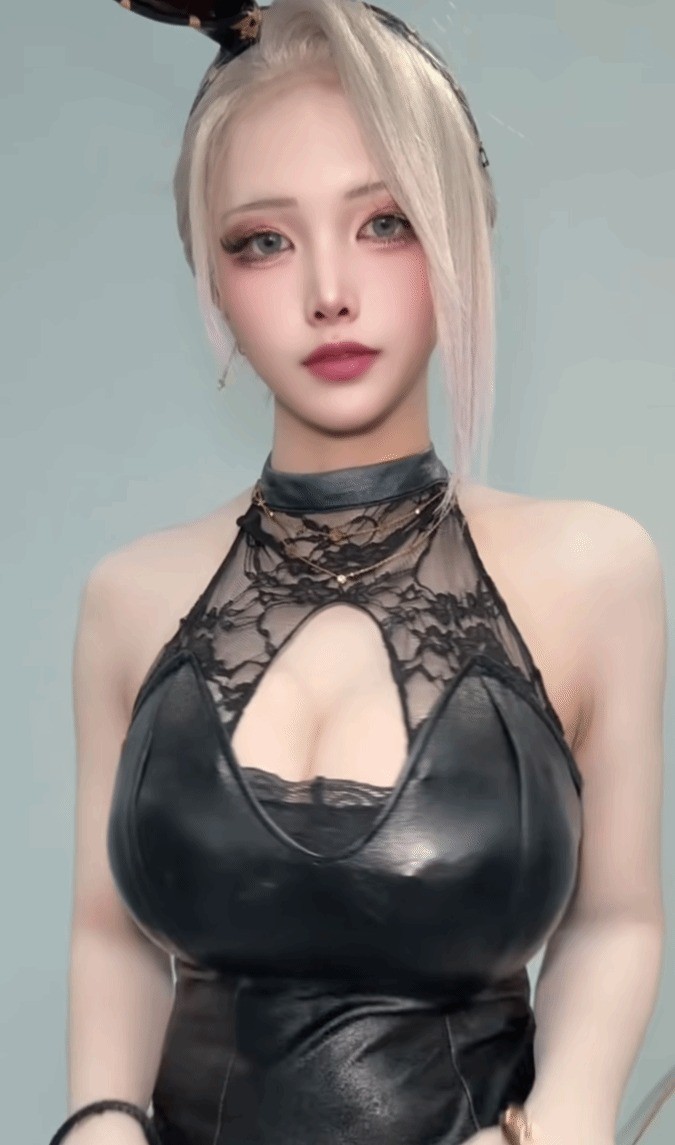 韓國(guó)美女最新美照：完美身材，白嫩大雷呼之欲出