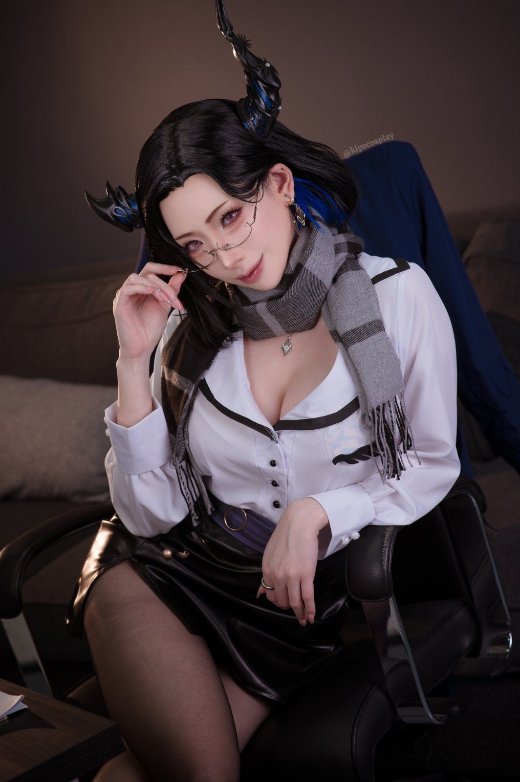 新加坡美女Cos多個(gè)游戲角色美照，性感曲線，誘人的大雷！