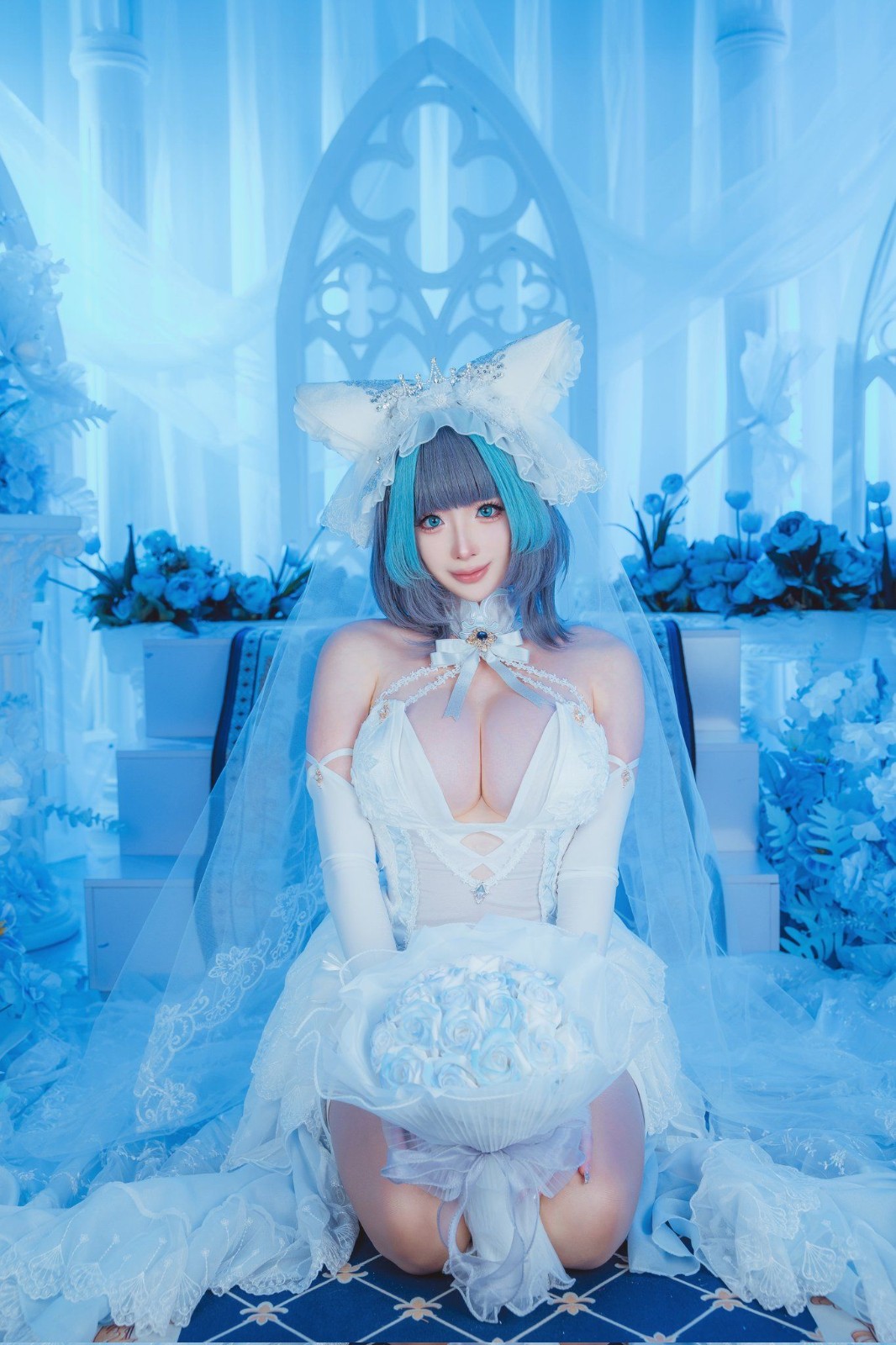 新加坡美女Cos多個(gè)游戲角色美照，性感曲線，誘人的大雷！